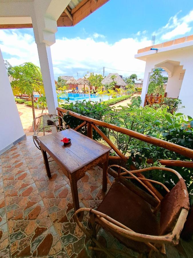 Mimi Na Wewe Villa Nungwi Exteriör bild