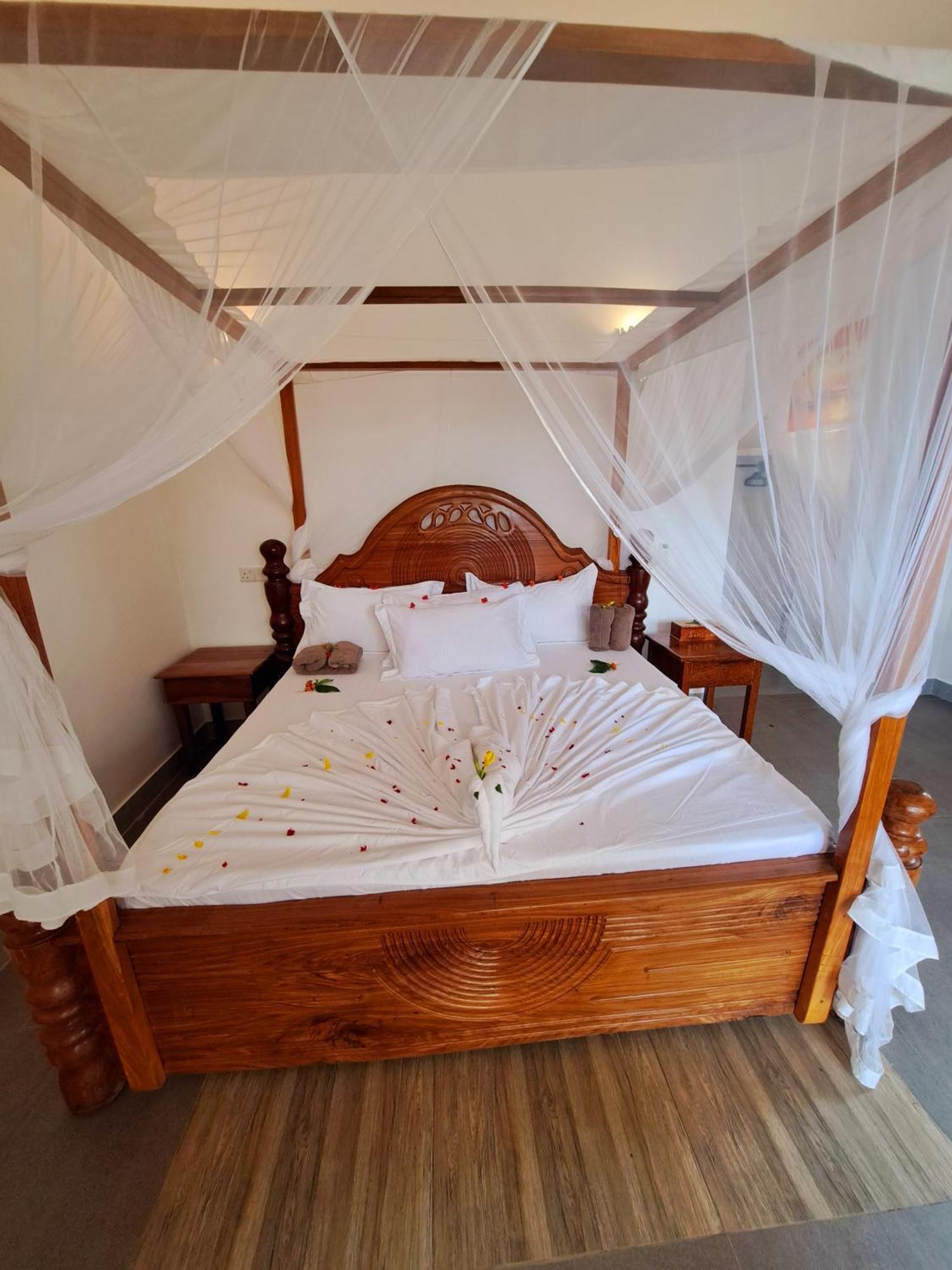 Mimi Na Wewe Villa Nungwi Exteriör bild